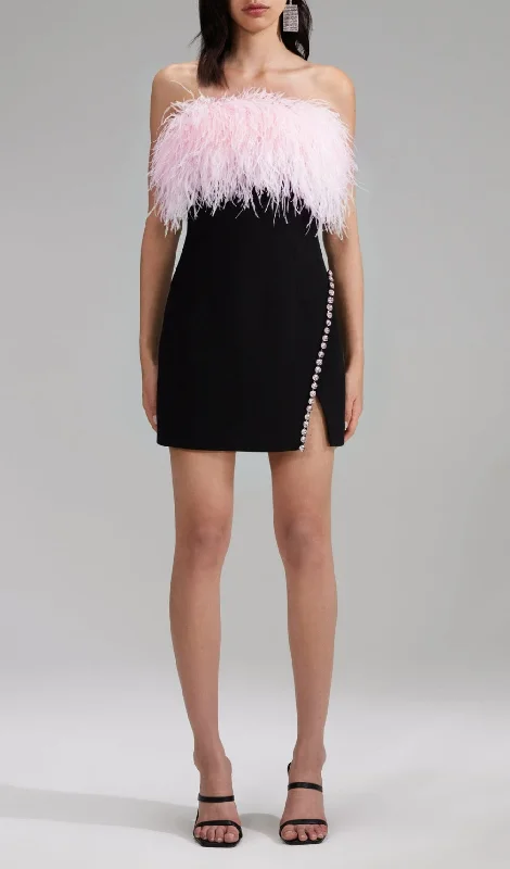 BANDAGE FEATHER CRYSTAL MINI DRESS IN BLACK Knitted mini dresses