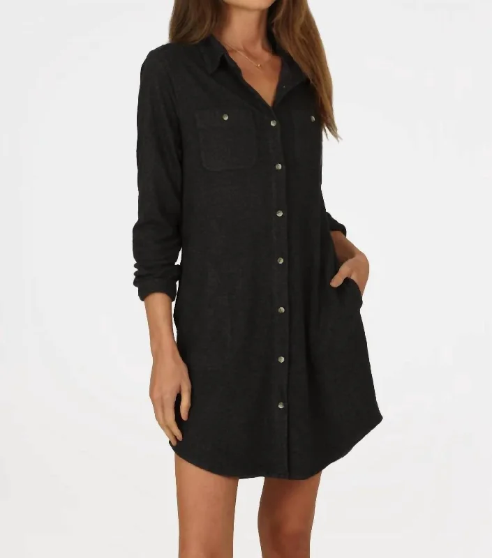 2 Pockets Shirt Dress In Camel Day Shirt Dress