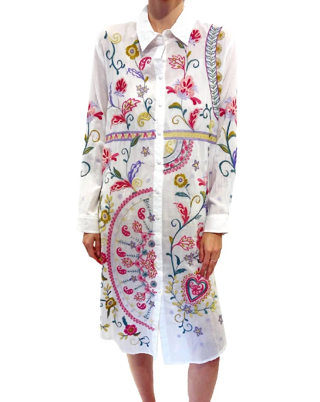 Ashlee Relaxed Shirt Dress In White Multi Chic Shirt Dress